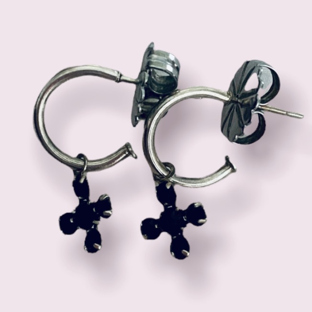 Vintage 90’s Black & Silver Cross/Clover Drop Mini Hoop Earring